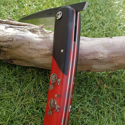 Manche bi matière, avec inclusion.